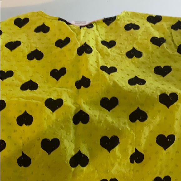 Scrub top - Picture 2 of 2